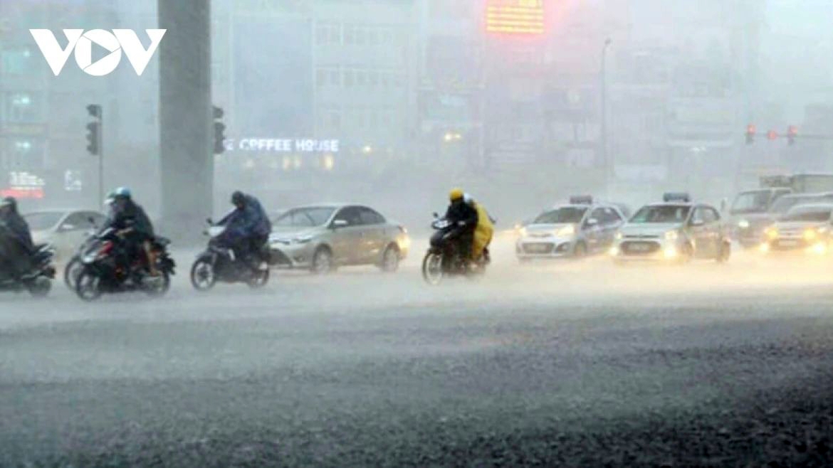 Northern Vietnam heatwave eases as heavy rain forecast from May 16